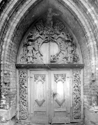 Westportal vor der Restaurierung 1906