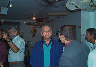 Francis Melvin Rogallo 1992 zu Besuch im Otto-Lilienthal-Museum